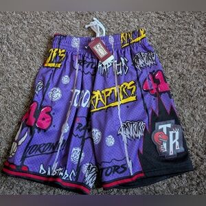 NWT Mitchell & Ness Toronto Raptors 1998/99 Hardwood Classics 9" Shorts S